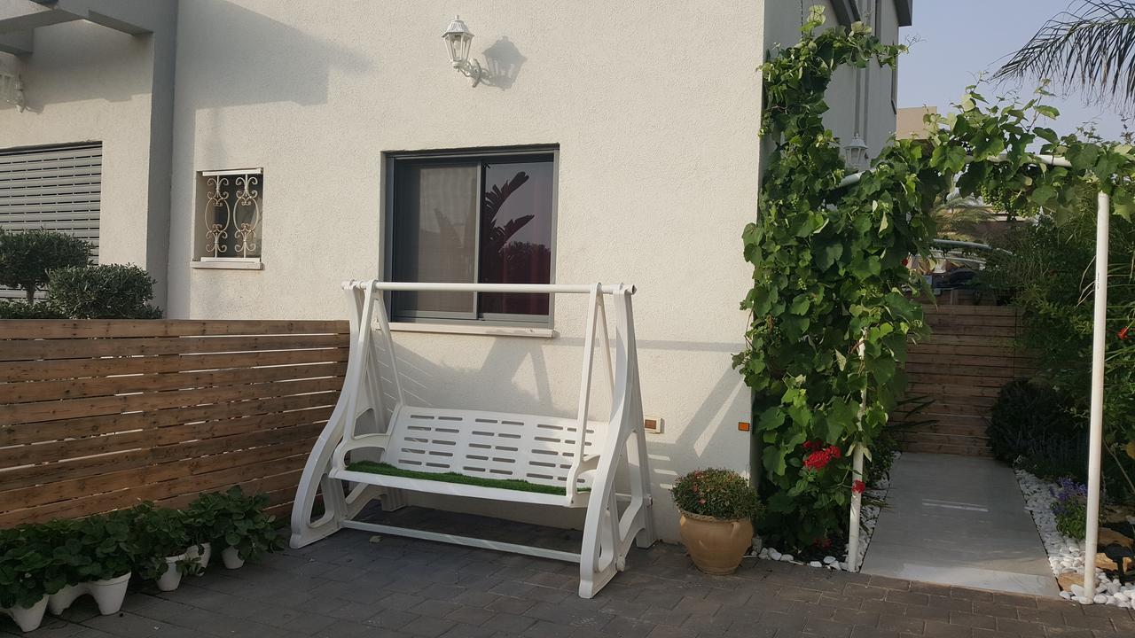 Regina'S Place Or Akiva Extérieur photo